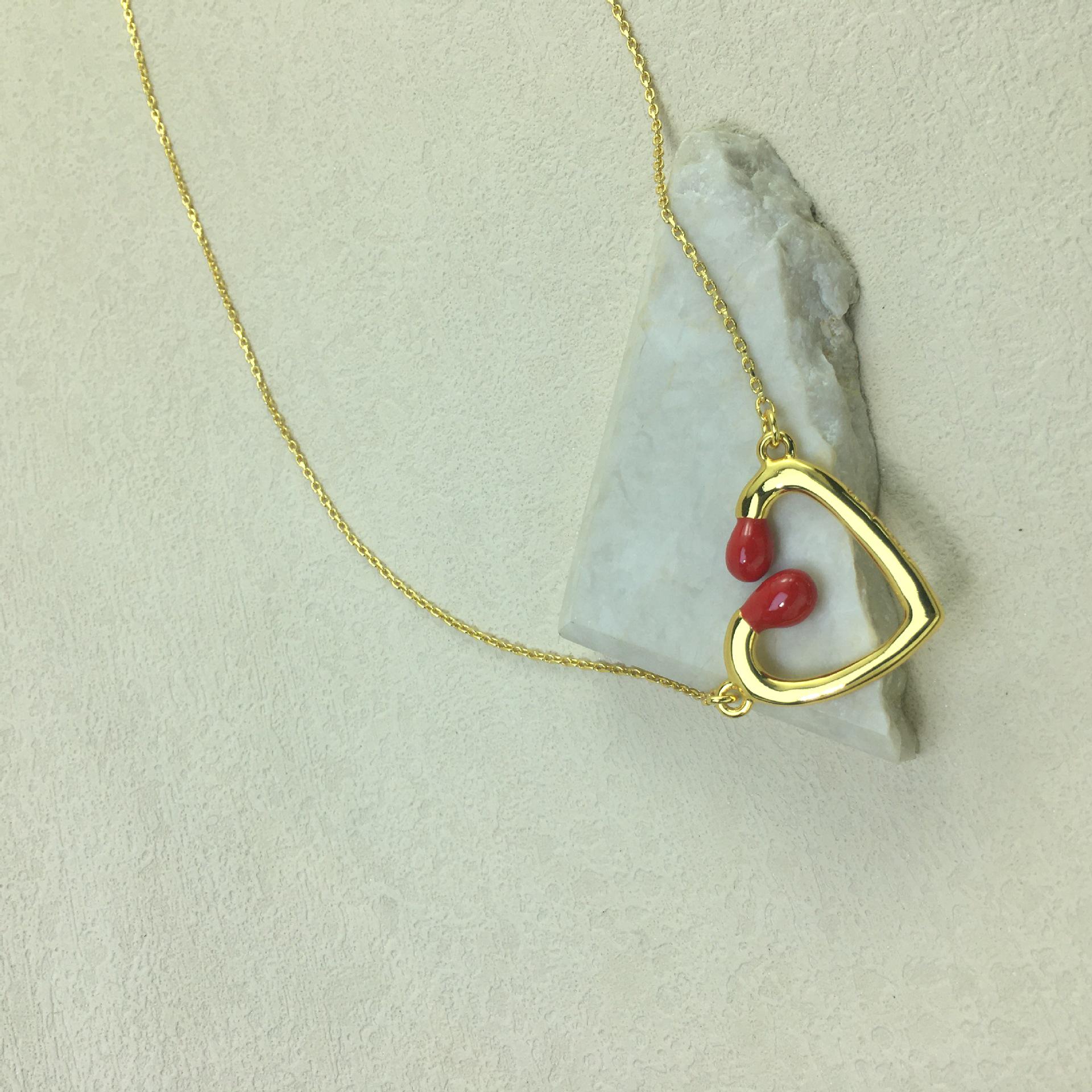 UNOde50 2024 Women s Romantic Geometric Heart Necklace Gift Set 42cm