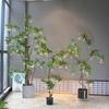 Decoração de casa – Flores e coroas artificiais