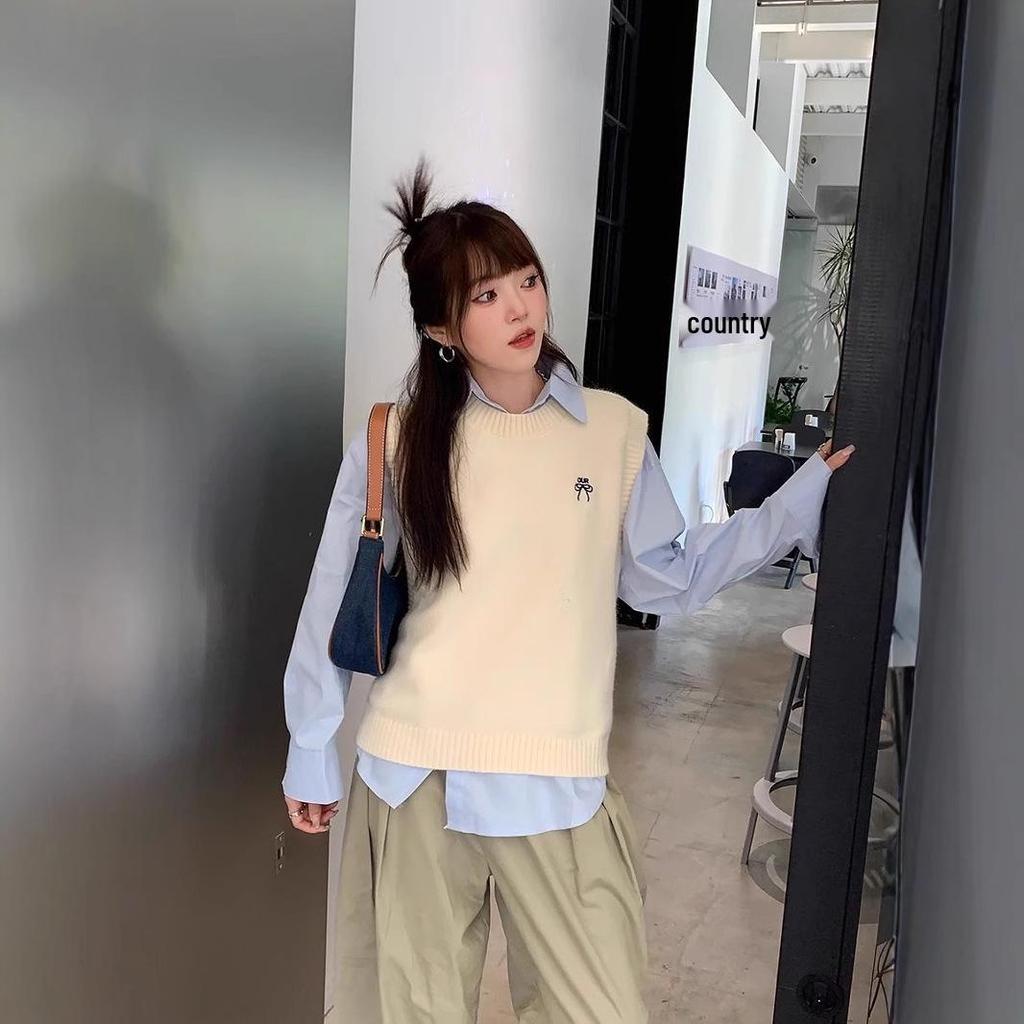 Women's Knitted Sweater Vest - Spring/Autumn 2024 Petite Sleeveless Layering Top