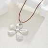 Fashion Exaggerate Flower Pendant Necklace Vintage Silver Color Irregular Large Floral Rope Chain Necklaces Boho Wedding Jewelry