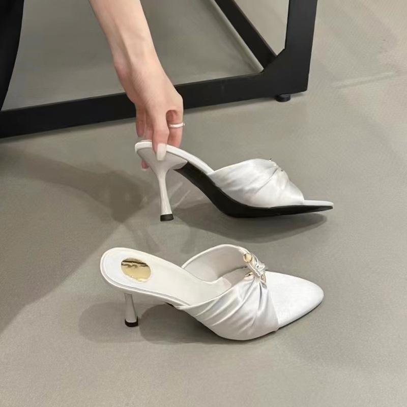 

Light and familiar style high-heeled one-word slippers for women s summer wear 2025 new pointed thin-heeled open-toed sexy cool slippers 42 серебряный