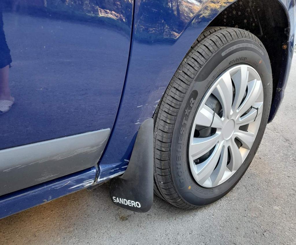 

Передні бризковики (2 шт.) для Dacia Sandero 2007-2013 рр.