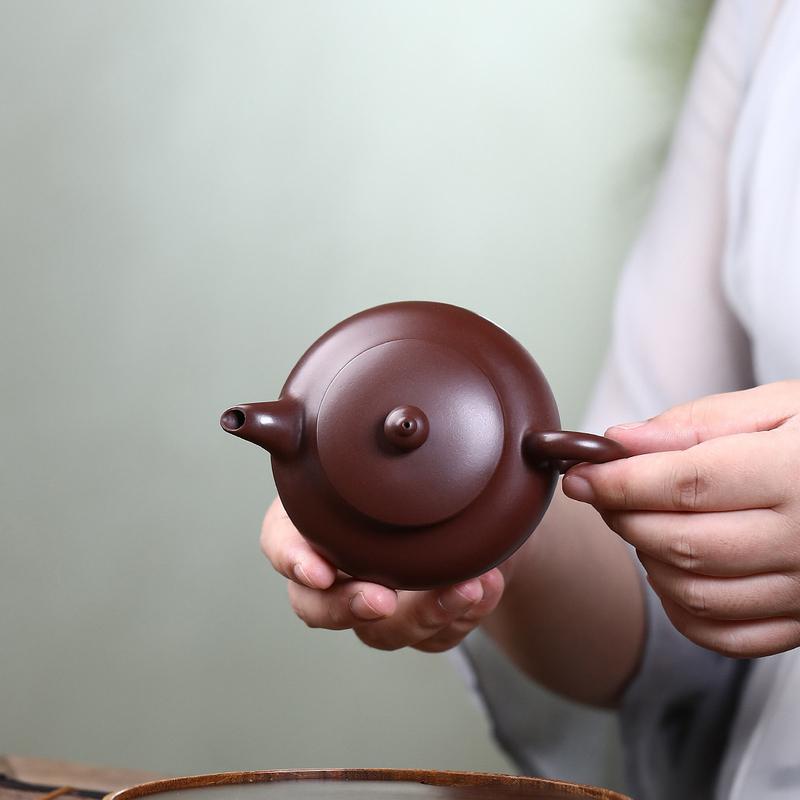 Yixing Zisha Teapot Breathing Clay Teapot 160ml Zhu Ni Clay Masterpiece Artisan-Crafted