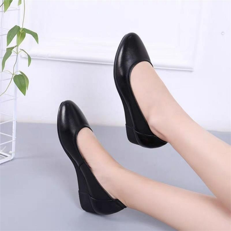 Spring and Summer Low-heeled Work Shoes, Female Mothers, Hotel Small Leather Shoes, Soft-soled Work Professional Shoes