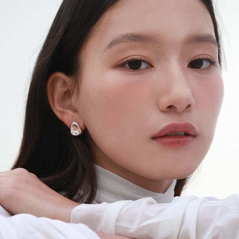 REINDEER GROTTO EARRING 09