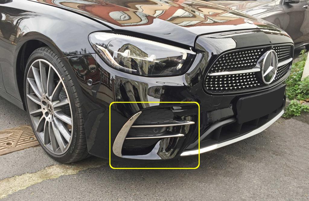 

Боковые накладки на передний бампер 2020-2024 (нерж) для Mercedes E-сlass W213 2016- гг
