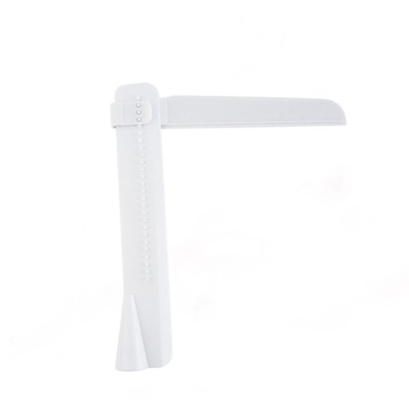 

Регулируемый разглаживатель для торта и скребок для высоты для выпечки белый