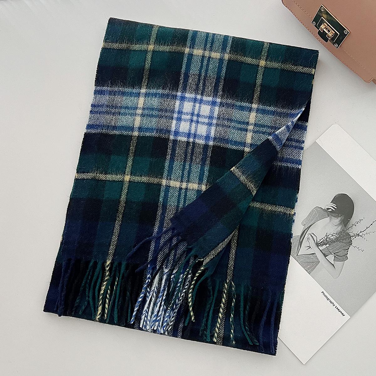 

100% Wool Scarf for Women Men British Style Tartan Plaid Cashmere Scarves With Tassel Female Winter Warm Neck Scarf Shawl 2024