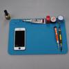 Anti-Static Silicone Repair Workbench Pad - Heat Resistant & Insulated for Mobile, Phone, and Computer Repairs