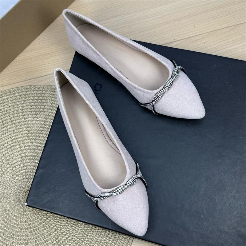 Fashion Flat Shoes for Women Spring  Autumn 2025 New Pointed Soft Soled Professional Work Shoes Black Plus Size Women's Shoes 42 43 44