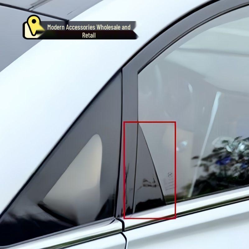 Hyundai i30 Vnější ozdobný panel zadních dveří - Trojúhelníkové dekorativní kryt okna