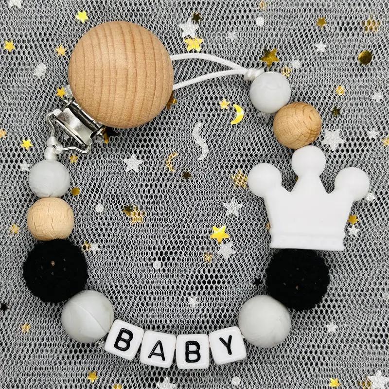 NEUER Individuell Personalisierter Name Schnullerkette Handgefertigte Buchenholz-Kette Silikon-Kronenhalter Schnuller Baby Zahnungsspielzeug Kauspielzeug Geschenk