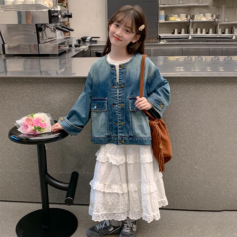 2025 Stylish Girls' Denim Jacket: Spring & Fall Fashion