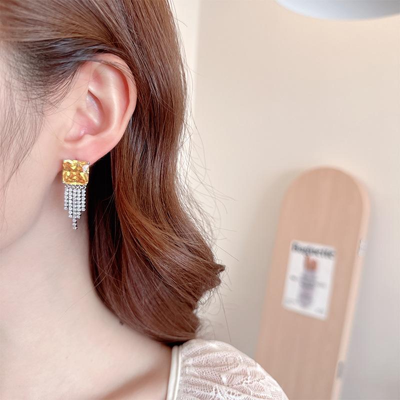 Women's Light Luxury Design Elegant Square Tassel Zircon Earrings Fashionable And Versatile Niche Design Earrings