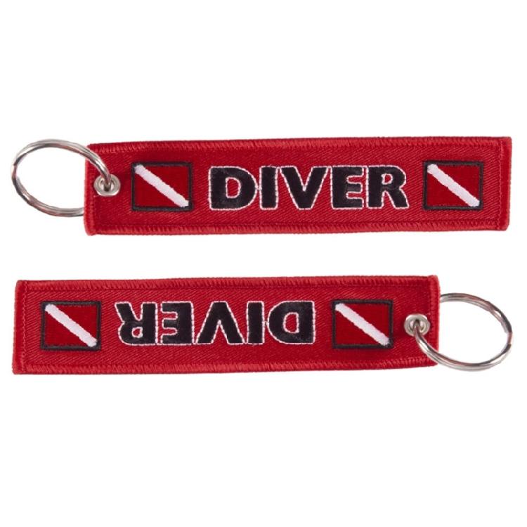 Praktischer bestickter Tauchflaggen-Schlüsselanhänger Tauchzubehör Wasserdichter Unisex-Schlüsselring Taucher-Sicherheitskennzeichen Zubehör