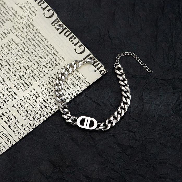 

2024 Trendy Double Layer Titanium Steel Necklace: European & American Design for Autumn/Winter