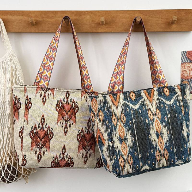 Cotton Linen Crossbody Bag With Embroidery And Magnetic Closure For Daily Use