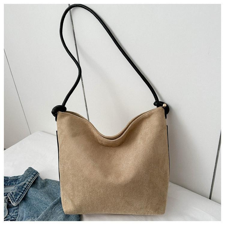 Stylish Simple Large Capacity Pu Tote Handbag For Women In Urban Fashion