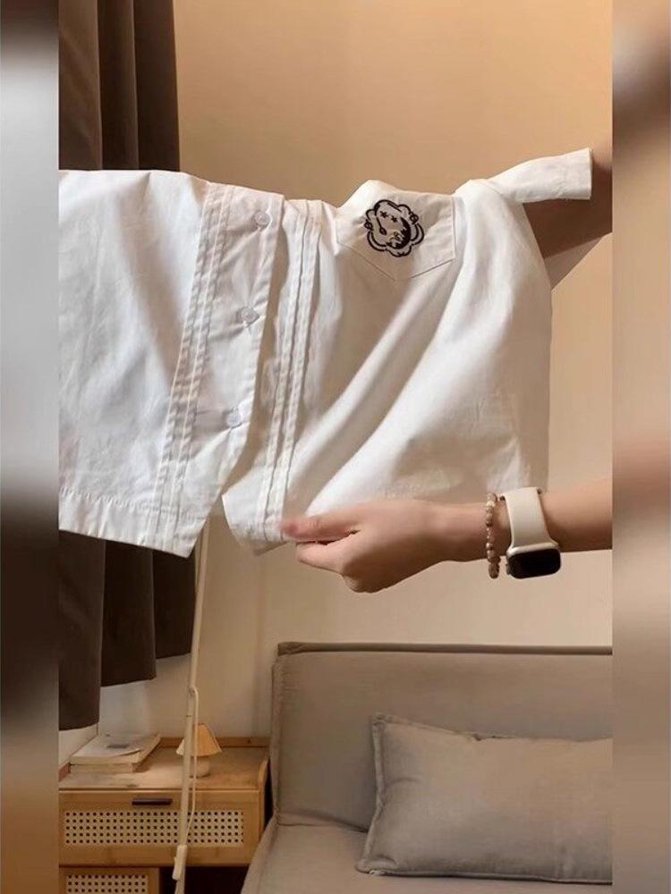 Women's Chic French Style White Doll Collar Short-Sleeve Shirt – Age-Reducing, Loose, and Stylish Top for Summer