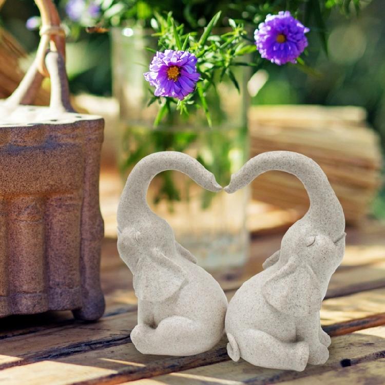 Pair of Elephant Sculpture Resin Statue Love Elephant Designs Figurine Statues for Patio and Indoor Desk Decoration