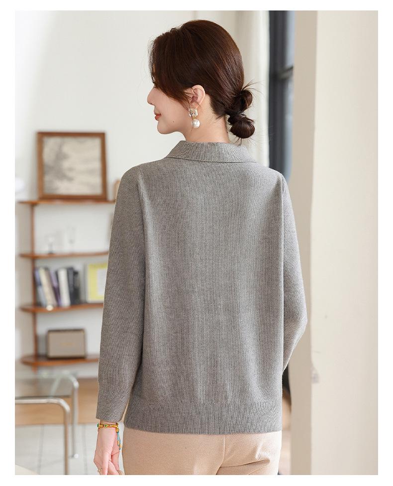 Mom's Autumn Fashion Stylish Turn-Down Collar Knitted Sweater for Middle-Aged Women - 2025 Age-Reducing Base T-Shirt.