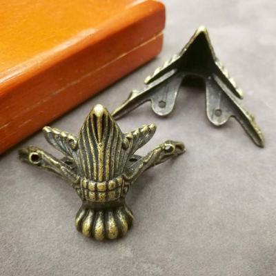 Vintage 4pcs Jewelry  Box Wood Case Hardware Protector Corner Bracket Corner Furniture Leg Feet Leg