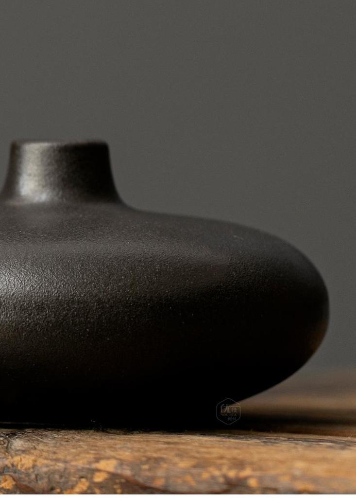 Vase en Céramique Wabi-Sabi Zen pour Fleurs Sèches - Support Décoratif Rétro