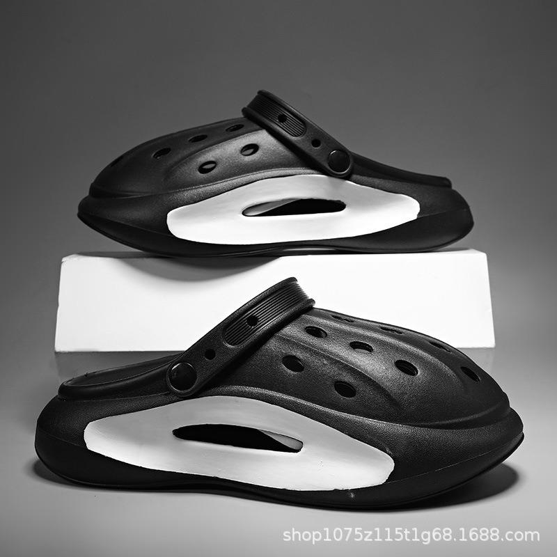 

Summer new men s cool slippers non-slip and deodorant thick-soled hole shoes couples wear casual cool slippers 36-37 чорний