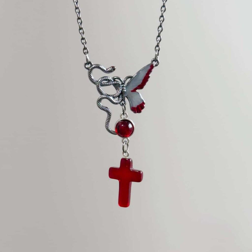 Gothic Punk Street Style Alloy Necklace With Geometric Cross Pendant For Party Wear