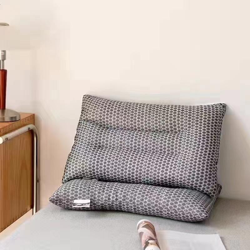 

Подушка из тайского латекса с частицами для комфортного сна 30X50cm Children s Pillow