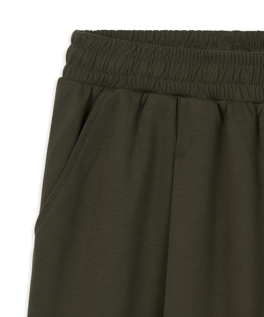 CAMEL WORK One-Pleat Wide Cargo Sweatpants (Khaki)