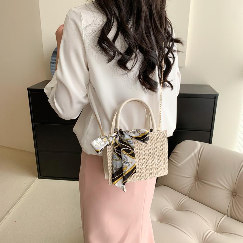 Stylish And Trendy Casual Commuter Crossbody Bag For Women Spring 2023 In Chic White And Khaki