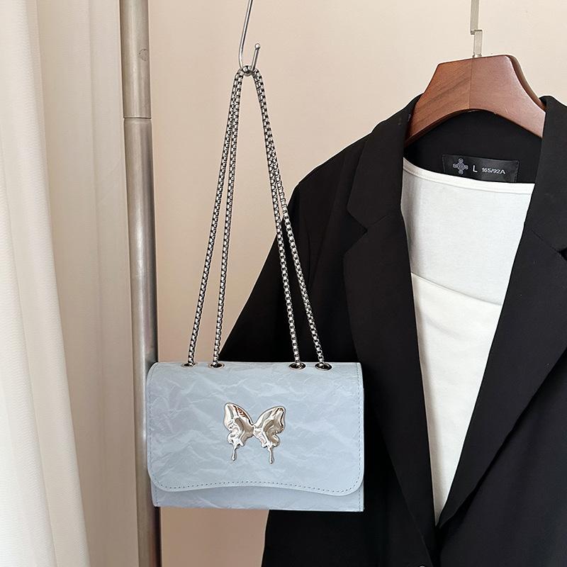 This year, the popular small bag women's 2025 new bow chain fashionable foreign style shoulder bag texture underarm women's bag
