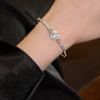 New Full Diamond Heart Shining Sparkling Diamond Bracelet for Women's Light Luxury, Small and Elegant Bracelet, Best Friend Girl Handicraft