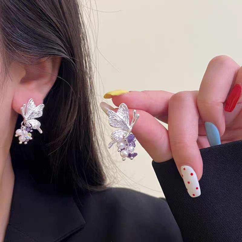 Niche Design Butterfly Purple Crystal Zirconia Pearl Strand Earrings - Symmetrical and Exquisite Women's Studs