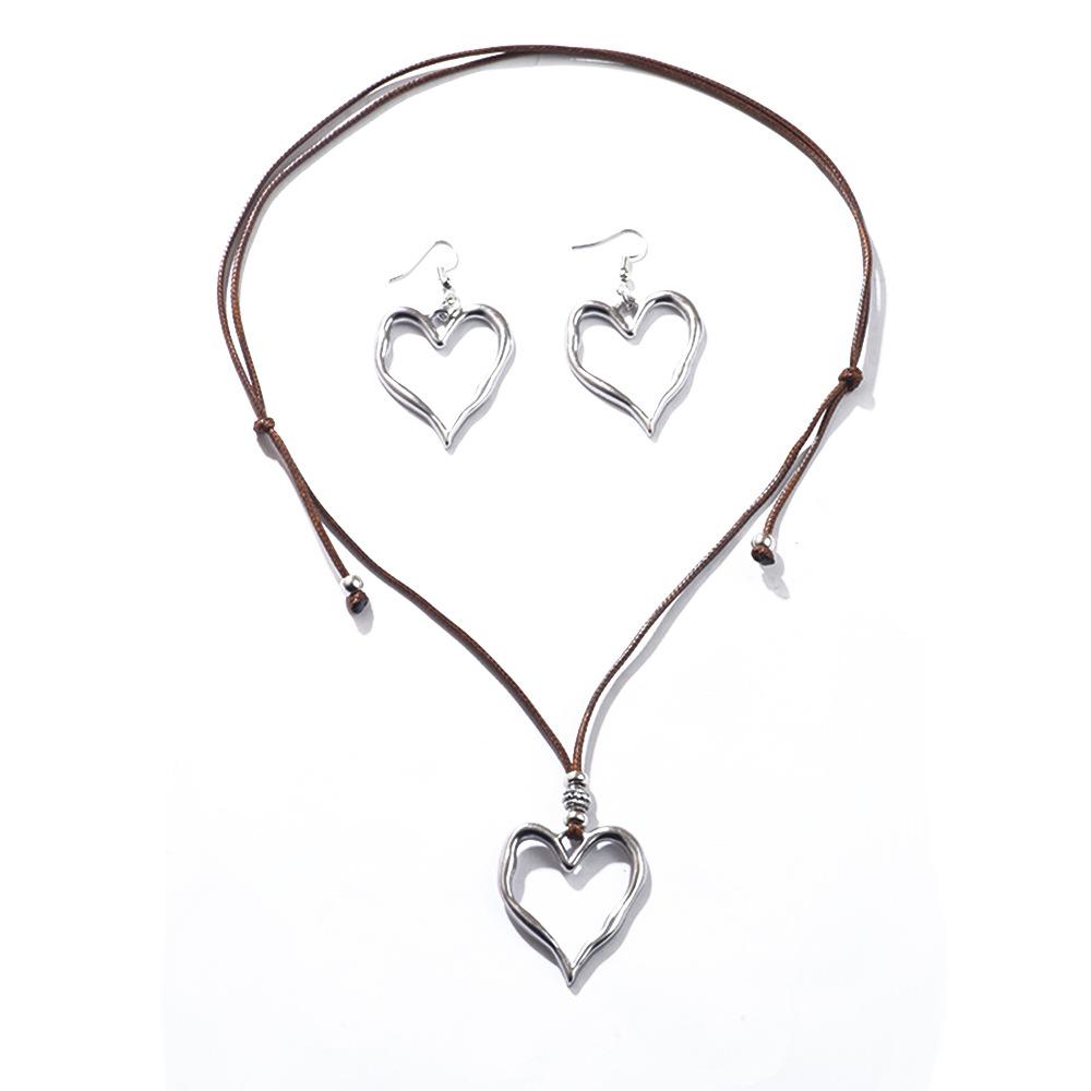 Exaggerated Big Hollow Love Heart Pendant Necklace Earrings Set for Women Gothic Rope Thread Adjustable Choker Y2K Jewelry