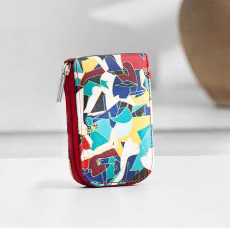 Siyutang Silk Scarf & Nail Clipper Gift Set