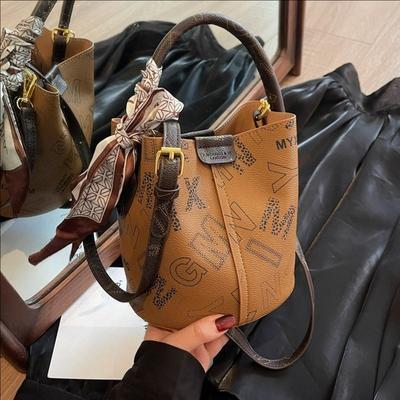 Retro Bucket-style Premium Small Bag with Fashionable Large Capacity, Single Shoulder Handbag, Stylish Crossbody Bag