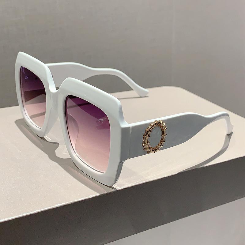 Elegant Green Oversized Sunglasses Women Trendy Big Frame Square Gradient Eyewear Luxury Designer Sun Glasses