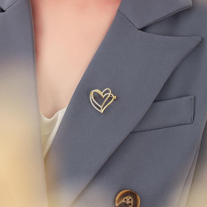 Women's Double-Layer Gold Heart Brooch Pin for Autumn/Winter Suit Jacket