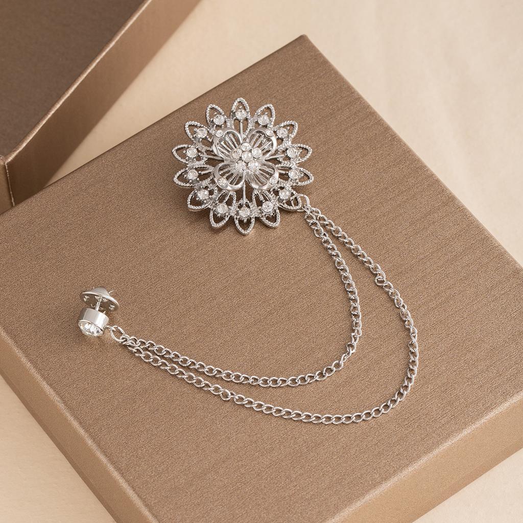 Wind, Fashion, Simple And Atmospheric Design, Flower Badge, Collar Pin, Double-Layer Fringed Chain, Brooch, Corsage Accessories.