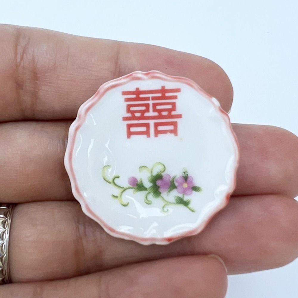 2pcs New Scene Best Gifts 1:12 Dishes Plate Lace Table Mat Dollhouse Tableware Dolls House Furniture