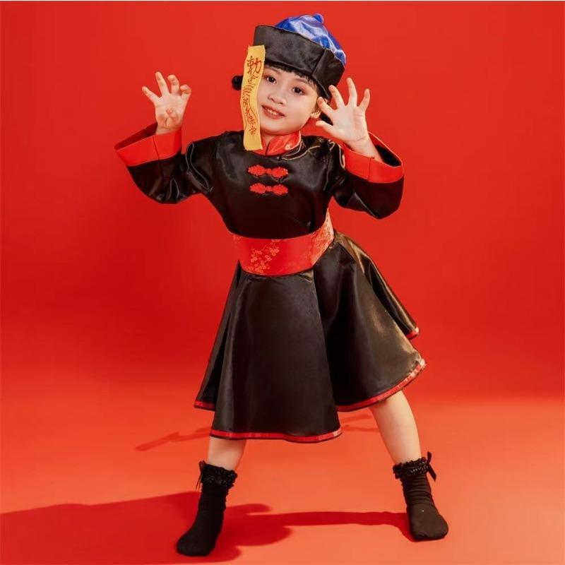 Halloween Costumes, Ghost Night Clubs, Bars, Orgies, Parties, Funny Cosplay, Zombie Girls.