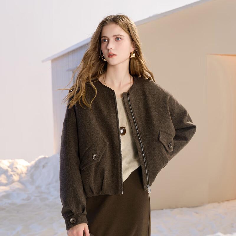 

Женская короткая зимняя куртка Sancai с 90% утиного пуха XS