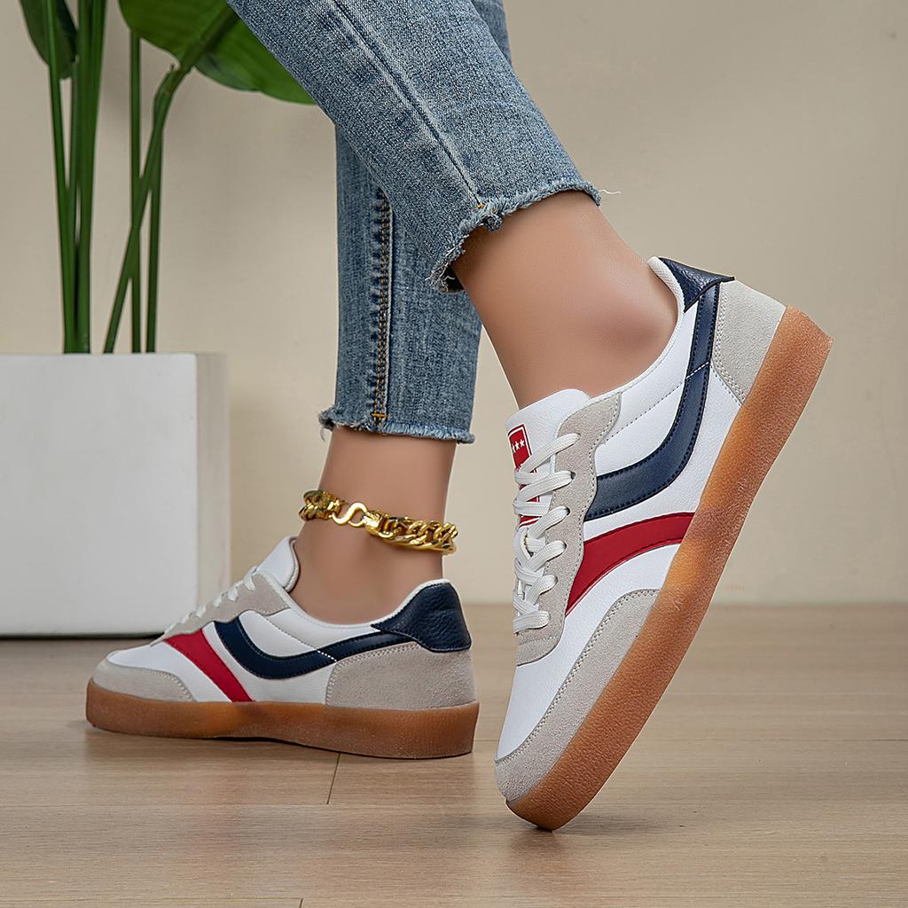 Fashion Women Sneakers 2025 Spring New Luxury Flat Loafers Comfortable Slip on Soft Female Sneakers Lightweight Outdoor Shoes for Women