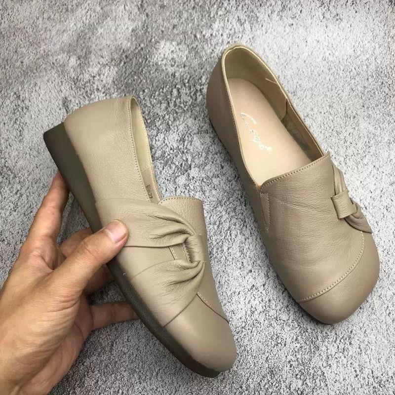 Middle-aged and Elderly Shoes Non-slip Plus Size Women's Shoes Flat Shoes Round Toe Soft Soles, Soft Leather Women's Single Shoes