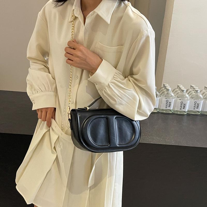 Bag Crossbody Women's Bag New Summer Textured Shoulder Bag Niche Design Chain Retro Square Bag