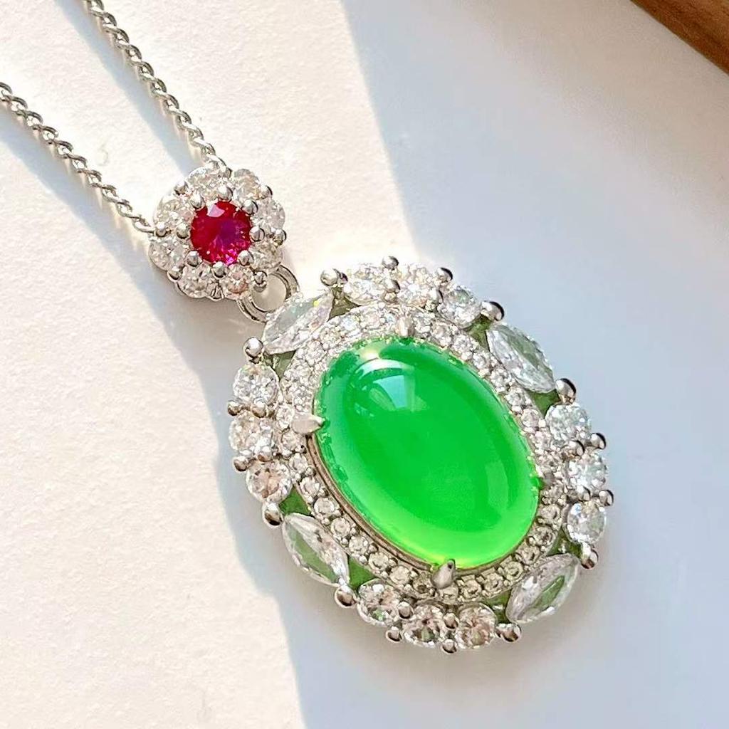 Luminous Vitreous Imperial Chrysoprase Pendant Female Niche To Send Mother Is Not Matched With A Chain