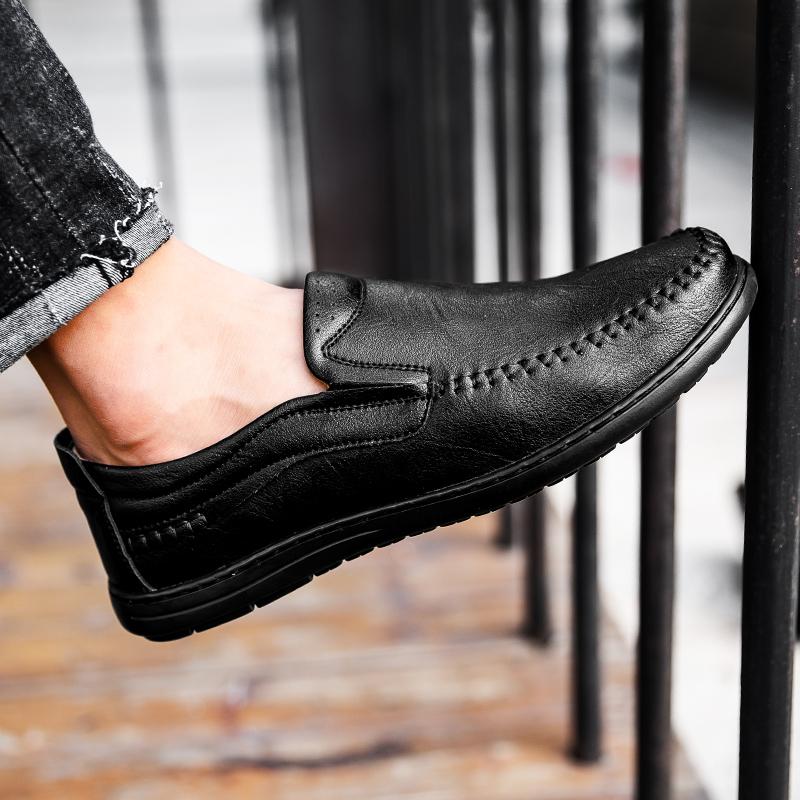 Fashion Genuine Leather Men Shoes Luxury Brand 2025 Casual Slip on Formal Loafers Men Moccasins Italian Black Male Driving Shoes Brown