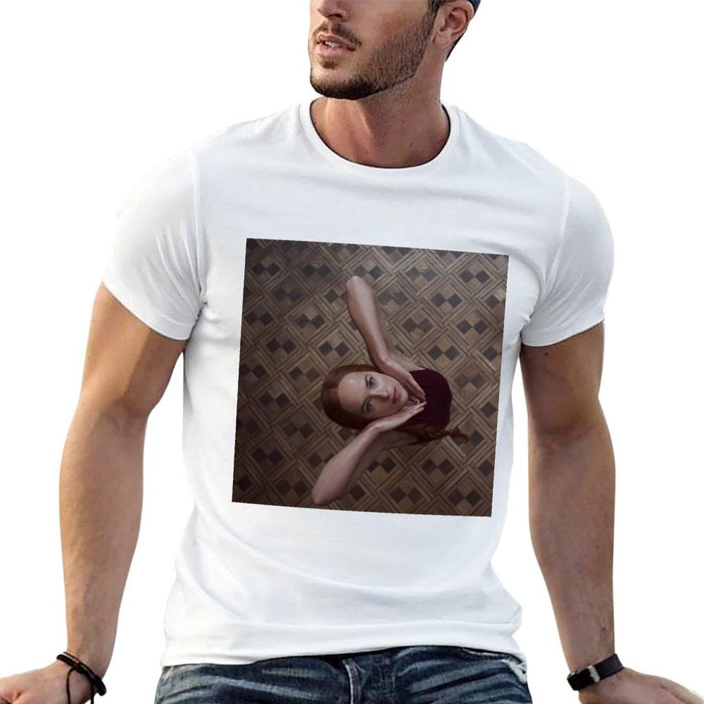 Suzy Suspiria Tshirt Simple Graphic Design Tshirt